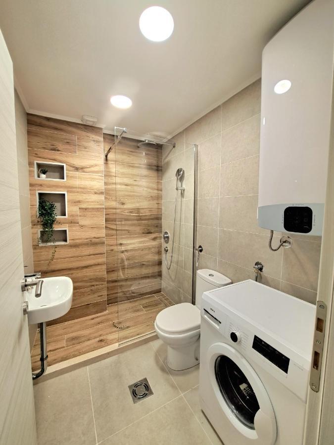 Paun Apartment Kotor Eksteriør billede